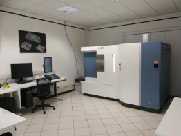 Tomografia Industriale Metrologica FF35 Yxlon Stanza conTomografia Industriale Metrologica FF35 Yxlon