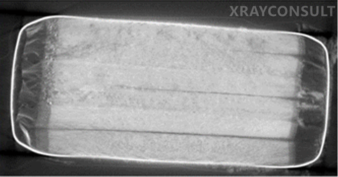 Tomografia di un pacco sigillato di una batteria