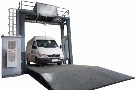 Sicurezza Cargo per l'ispezione di auto e mezzi Sicurezza Cargo per verifica di auto e mezzi